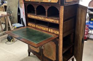 Conservation d’un secrétaire époque Transition XVIIIeme siècle