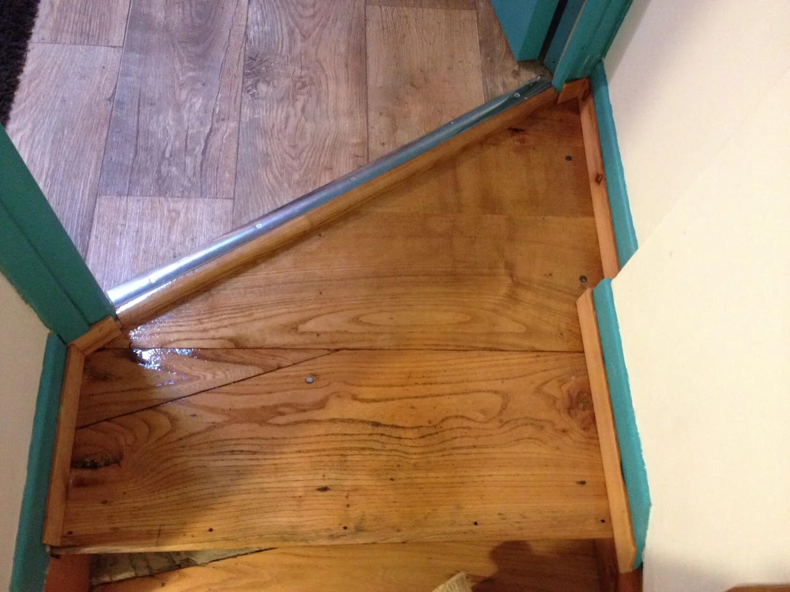 Restauration d'un escalier 1930 en orme français massif