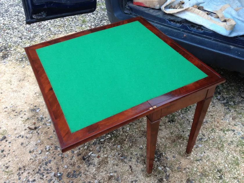 Restauration d'une table à jeu époque Louis XVI