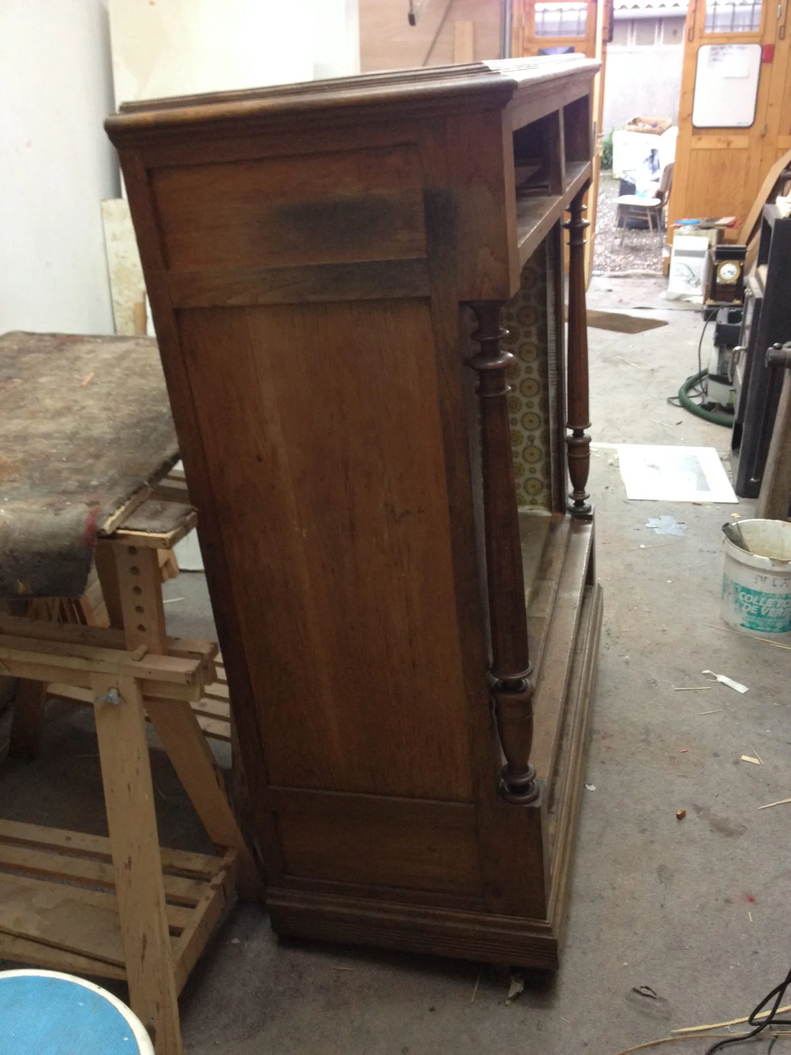 Restauration d'un buffet Henri II