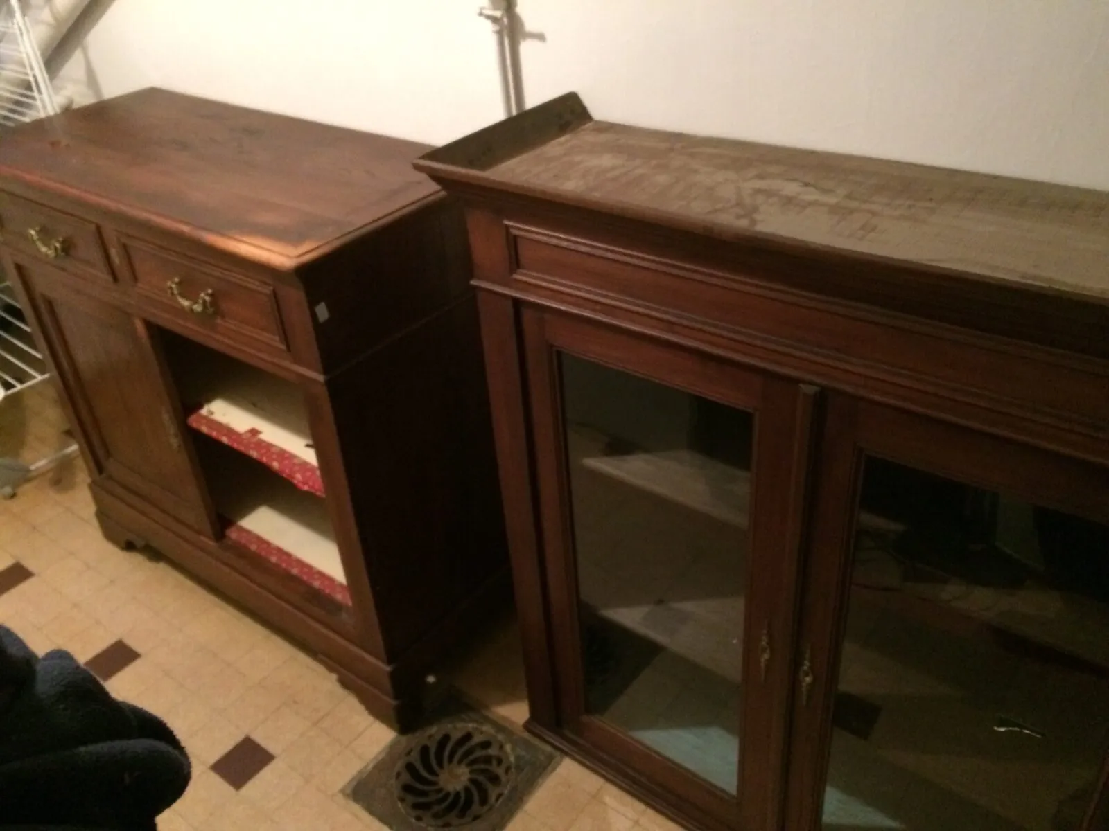Restauration d'un buffet en Orme massif français — avant restauration