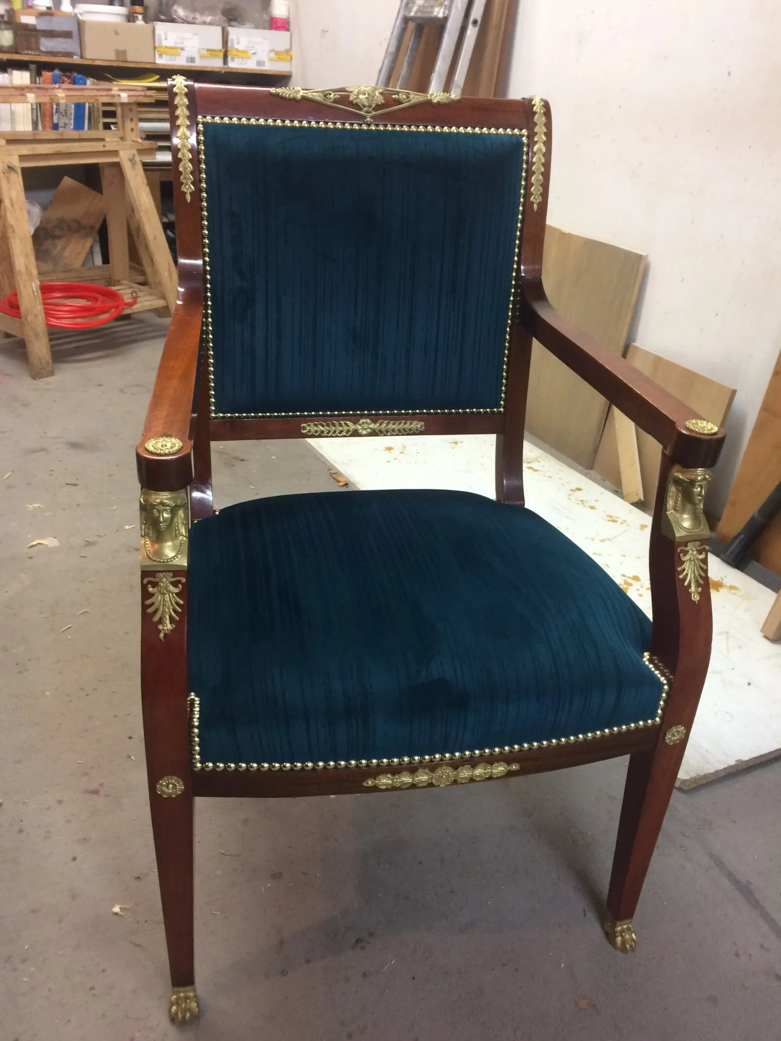 Fauteuil de bureau de style Empire retour d'Egypte