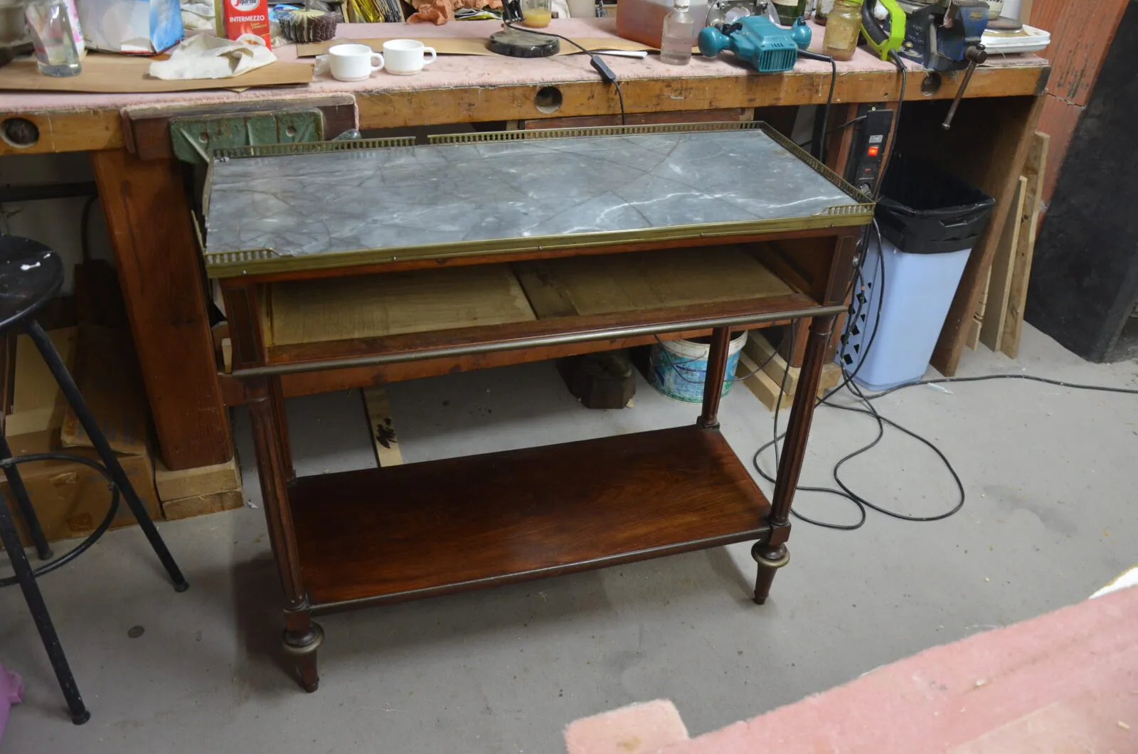 Console Louis XVI — avant restauration