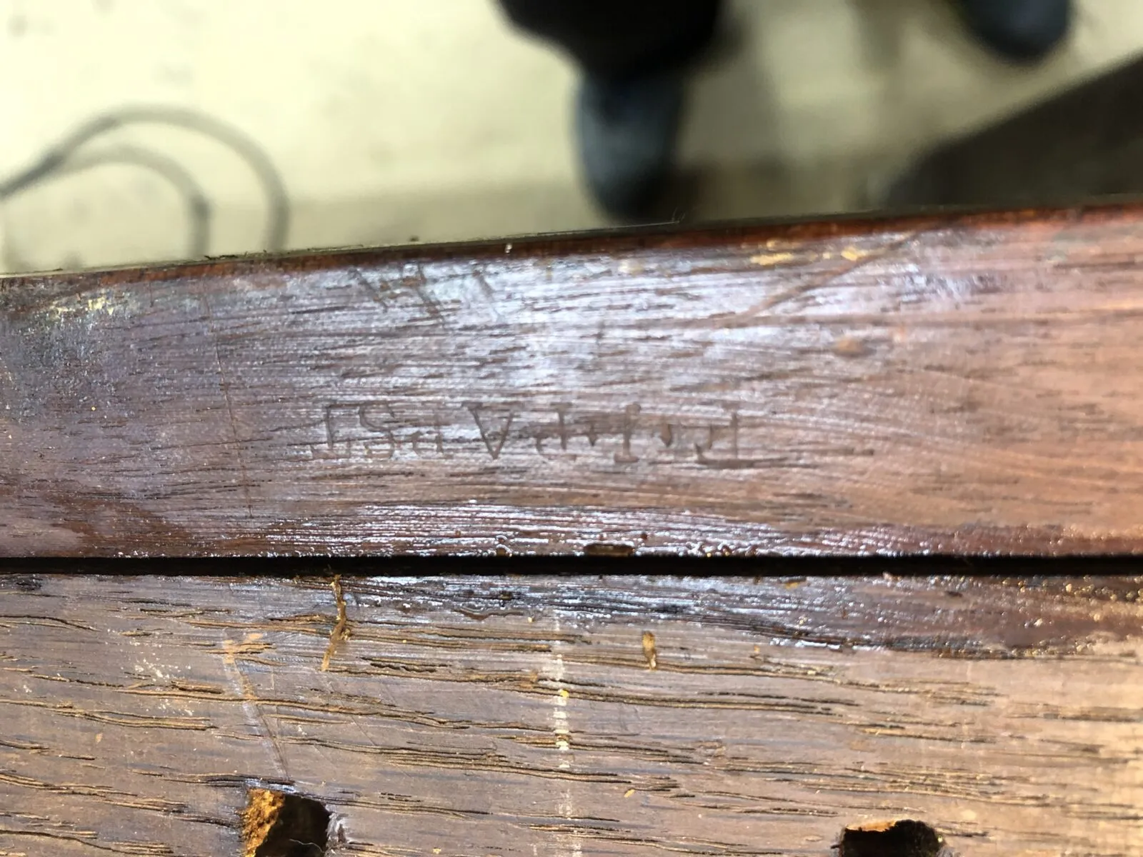 Restauration d'une commode époque XVIIIeme, estampillée Francois-Ignace PAPST.