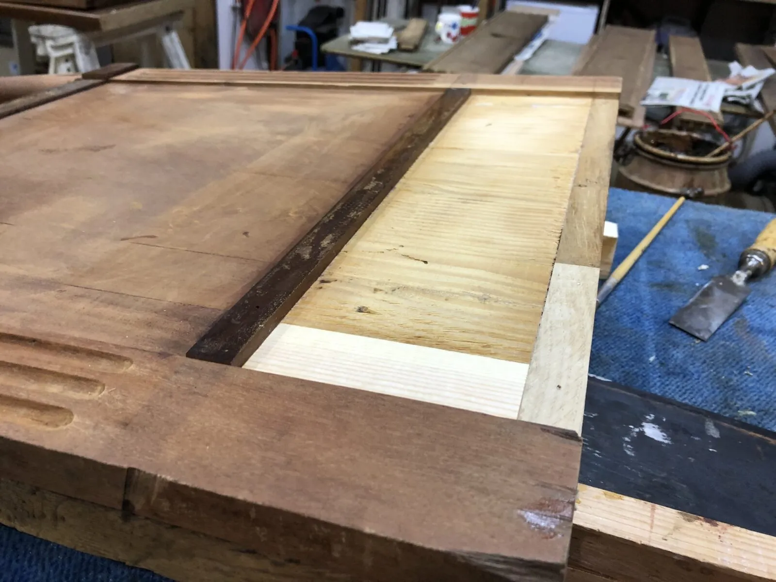 Restauration d'une commode époque XVIIIeme, estampillée Francois-Ignace PAPST.