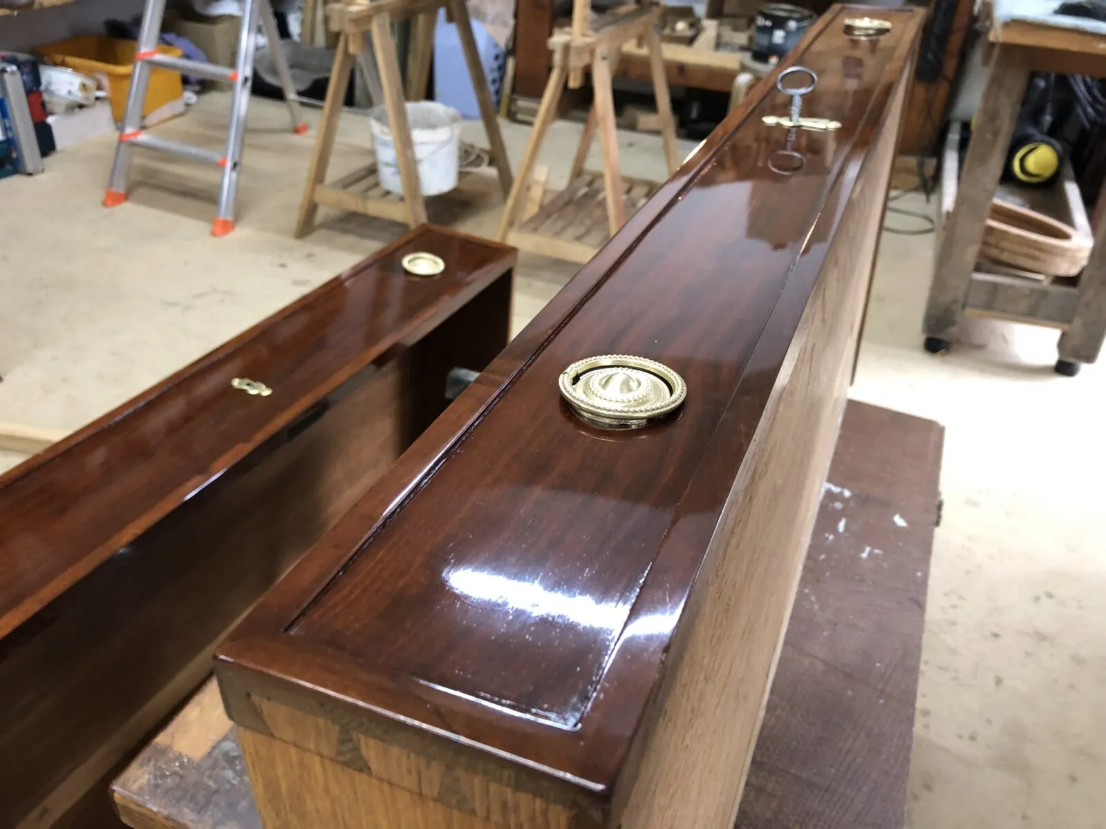 Restauration d'une commode époque XVIIIeme, estampillée Francois-Ignace PAPST.