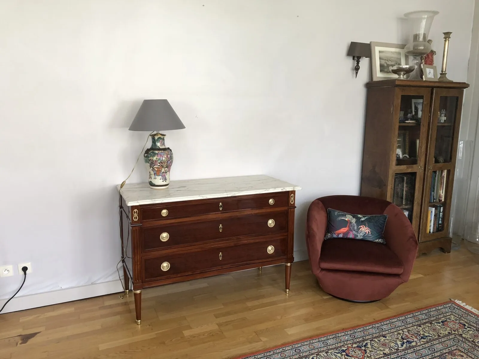 Restauration d'une commode époque XVIIIeme, estampillée Francois-Ignace PAPST.