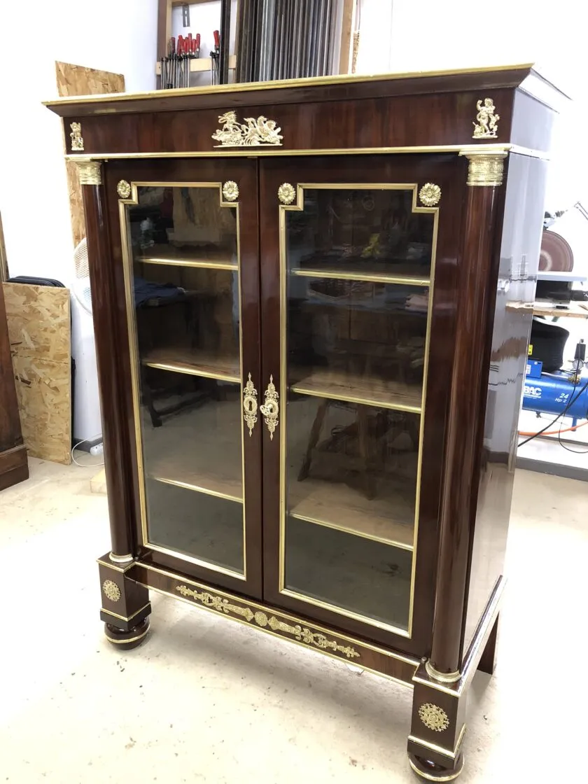 Vitrine 1er Empire en Acajou de cuba